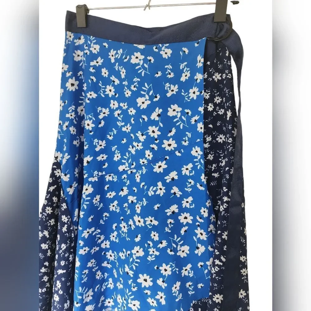 AQUA Mixed floral print skirt/size S/Asymmetrical/Flared/Midi